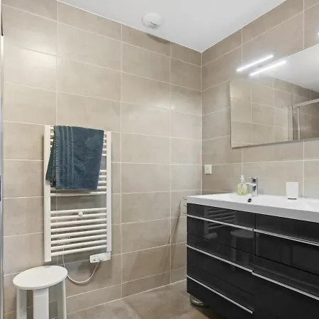 Appt 2 Chambres, 3 Etoiles, Piscine, Wifi, Parking, Clim Apartmán Saint-Raphaël