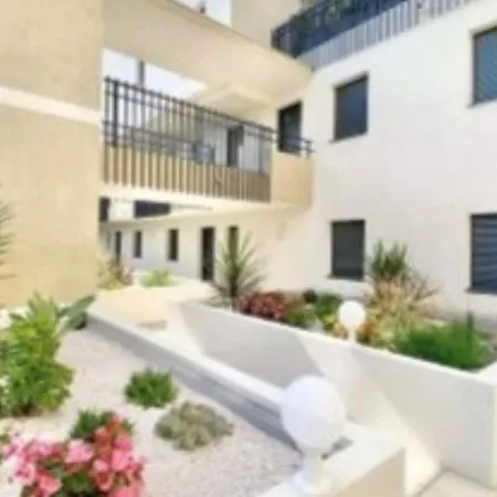 アパート Appt 2 Chambres, 3 Etoiles, Piscine, Wifi, Parking, Clim