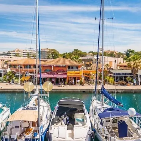 Appt 2 Chambres, 3 Etoiles, Piscine, Wifi, Parking, Clim Appartamento Saint-Raphaël