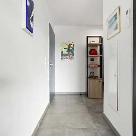 Apartmán Appt 2 Chambres, 3 Etoiles, Piscine, Wifi, Parking, Clim Saint-Raphaël