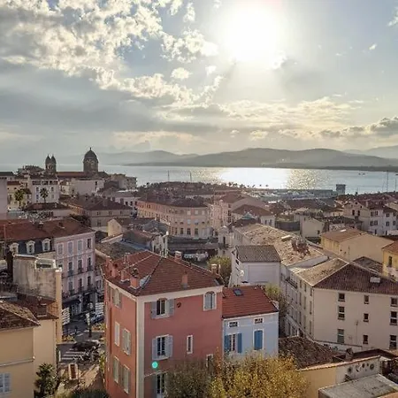 Appt 2 Chambres, 3 Etoiles, Piscine, Wifi, Parking, Clim Appartamento