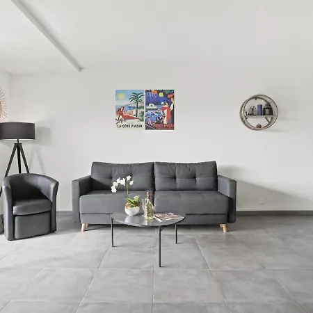 Appartamento Appt 2 Chambres, 3 Etoiles, Piscine, Wifi, Parking, Clim Saint-Raphaël
